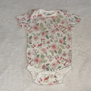 (3 for $10) Gerber Floral 6-9 month Baby Onesie bodysuit